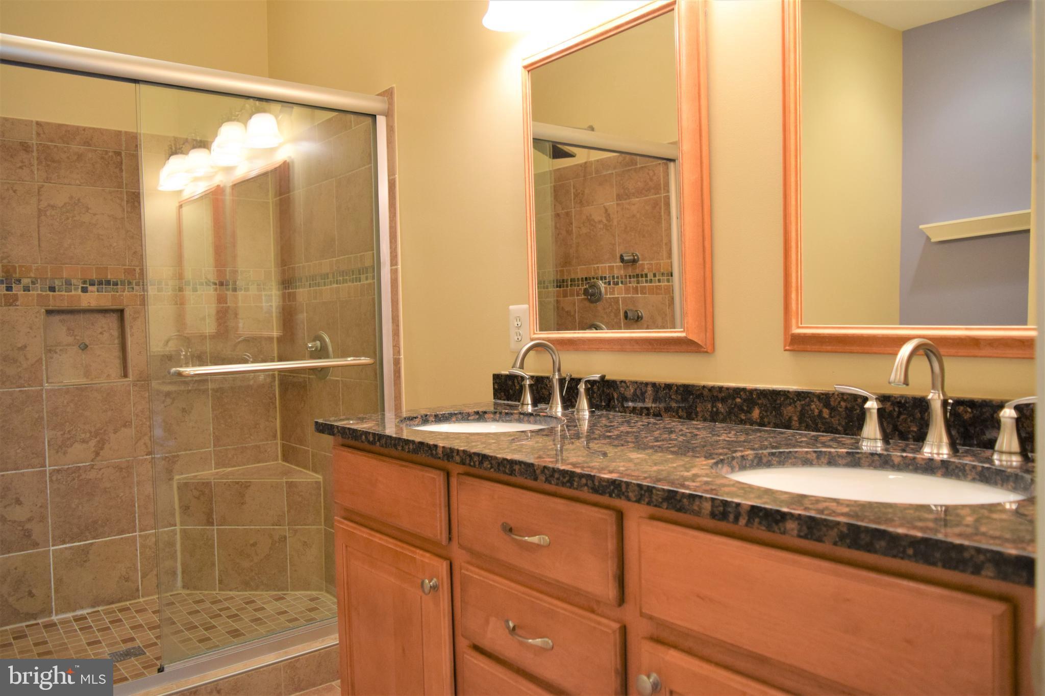 ARMISTEAD PARK - Residential Lease