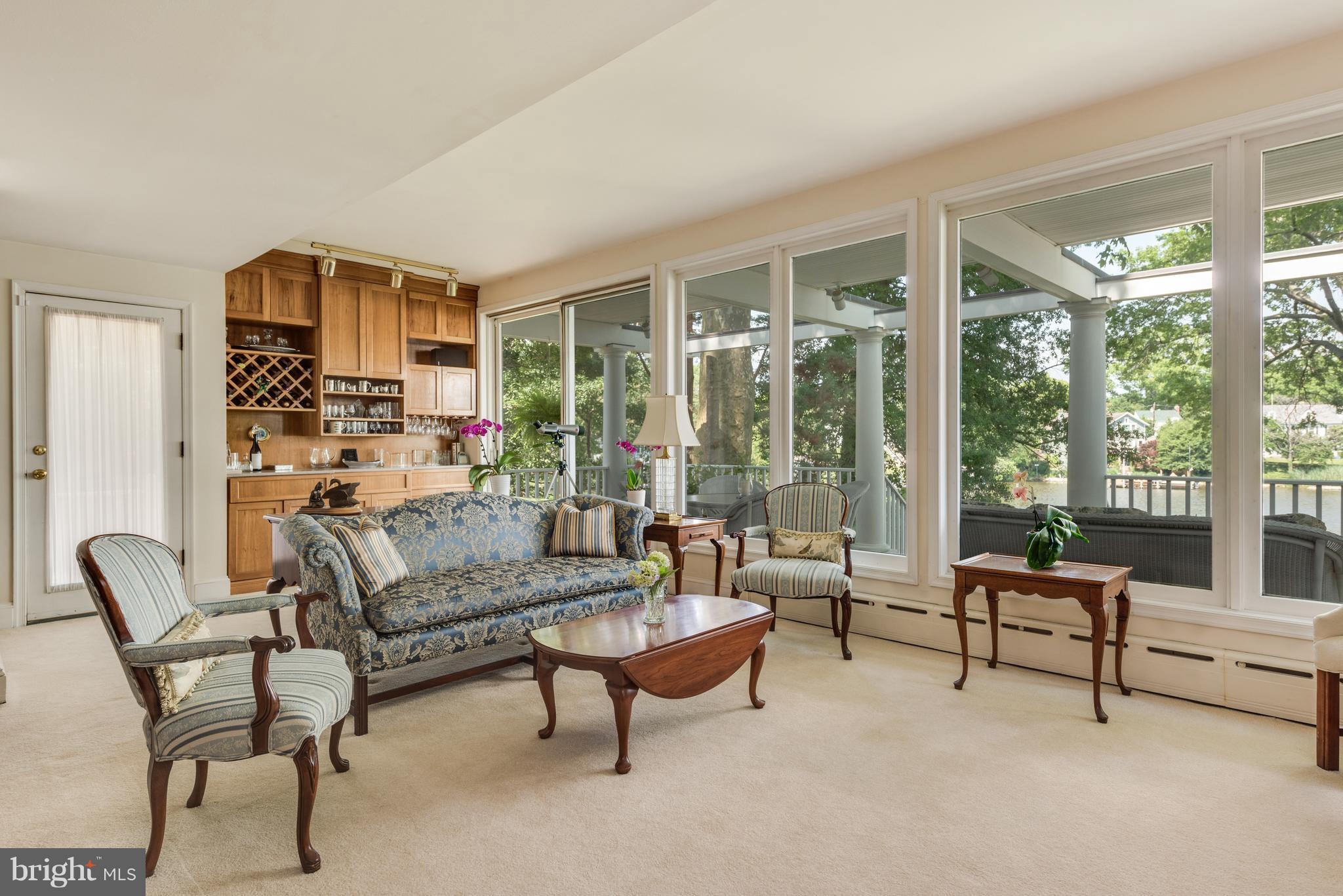 MURRAY HILL - Residential