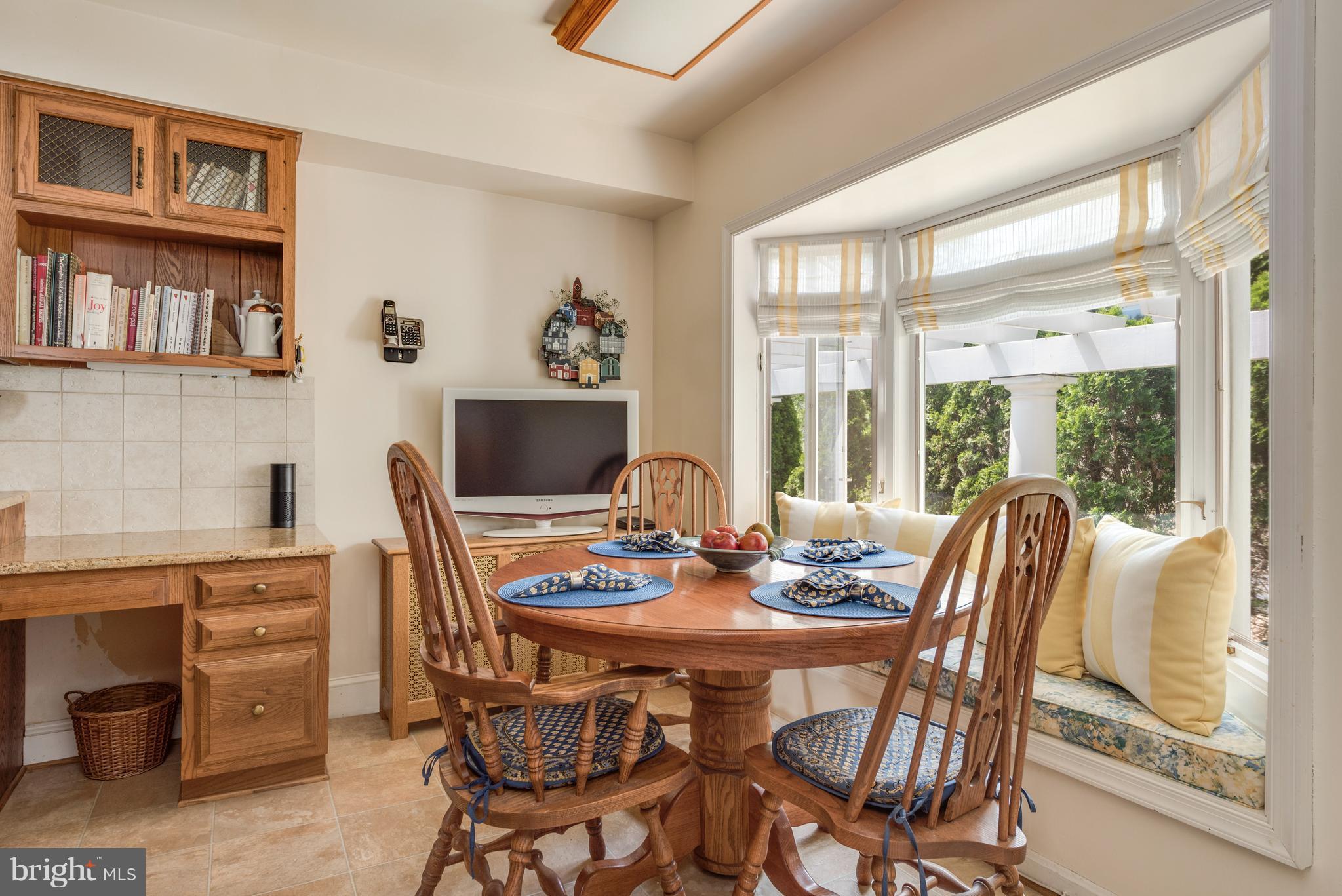 MURRAY HILL - Residential