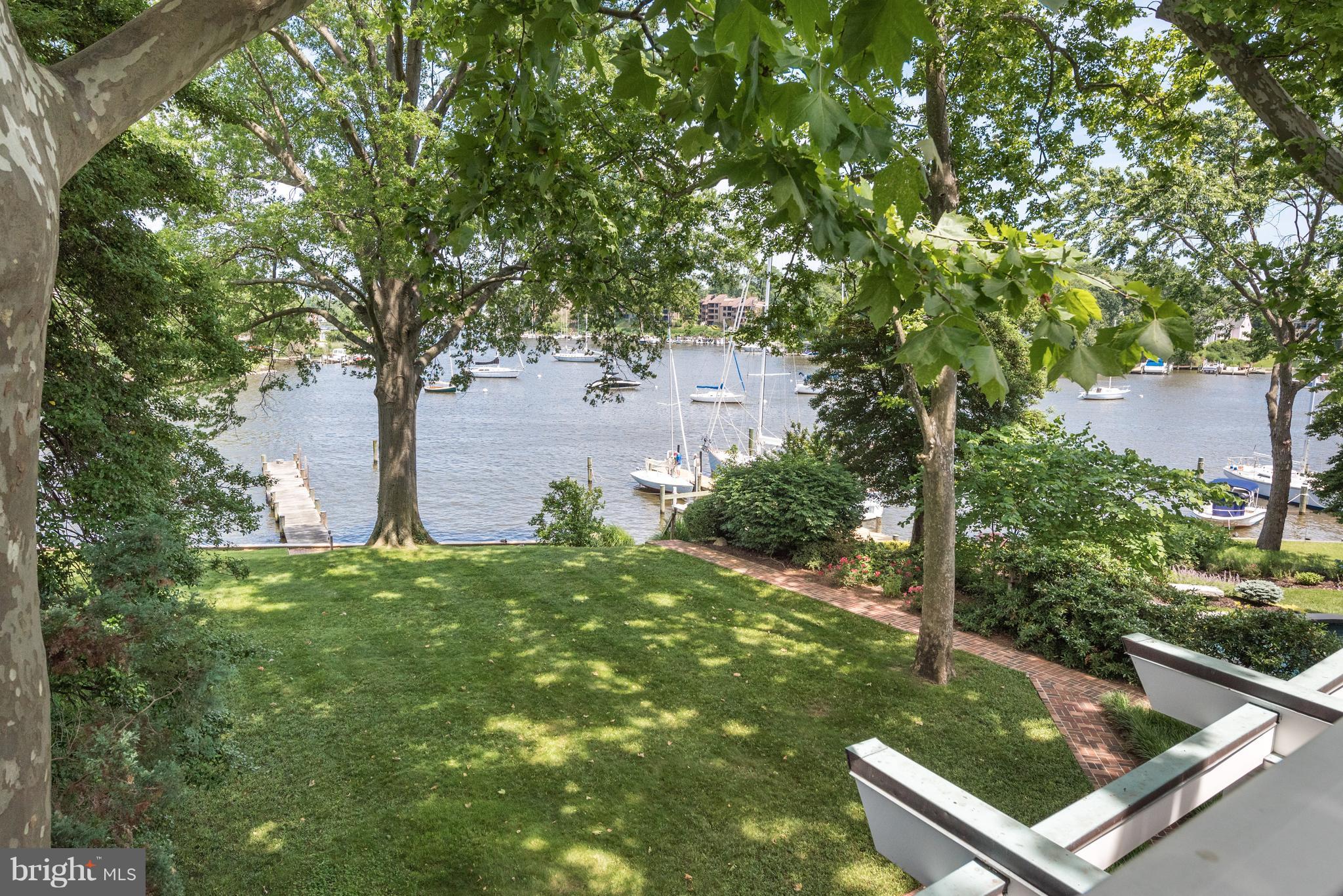 MURRAY HILL - Residential