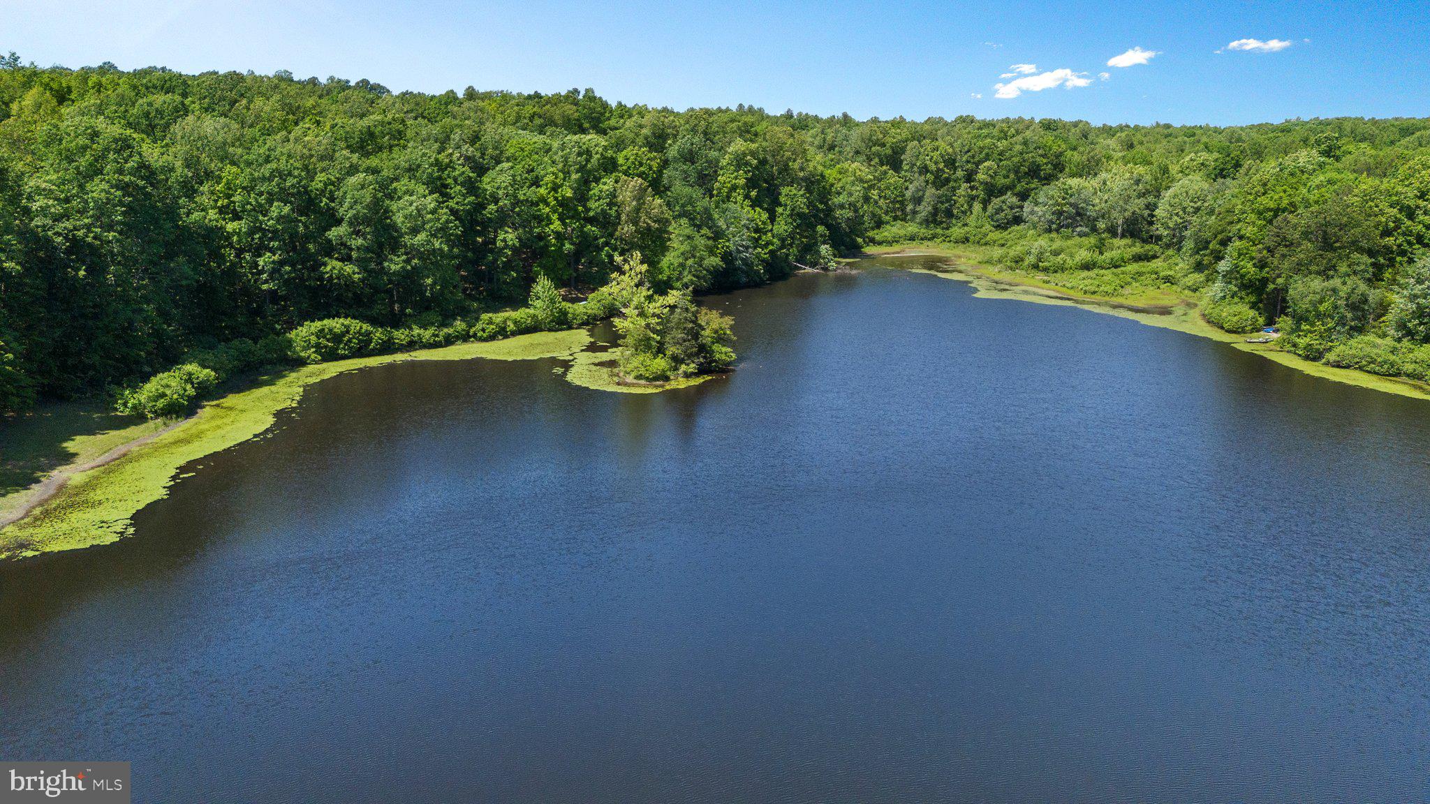 LAKE KILLARNEY - Residential