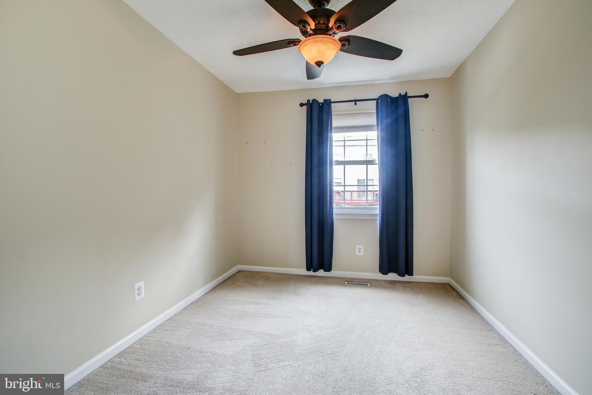 OAK HURST - Residential Lease