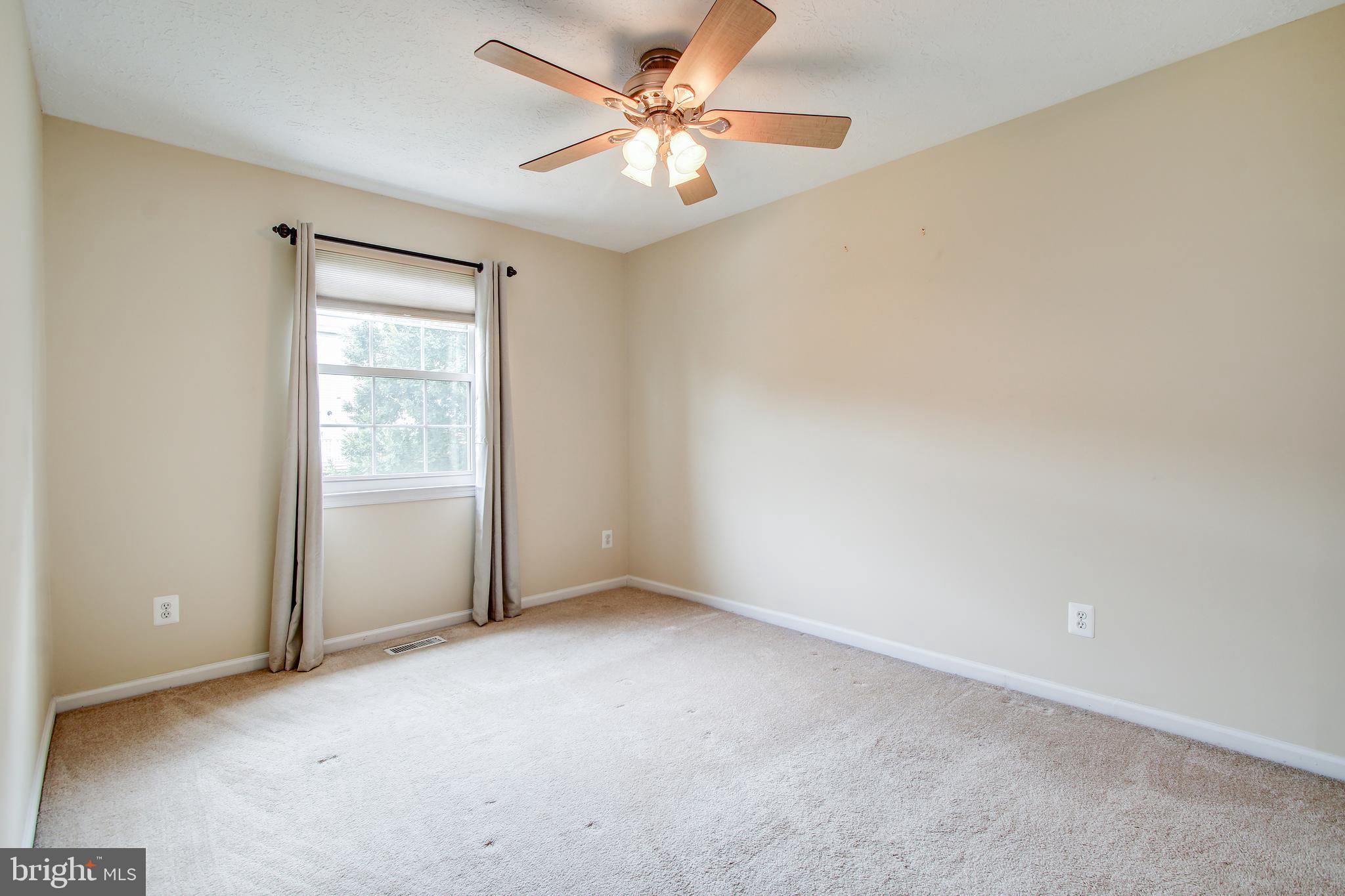 OAK HURST - Residential Lease