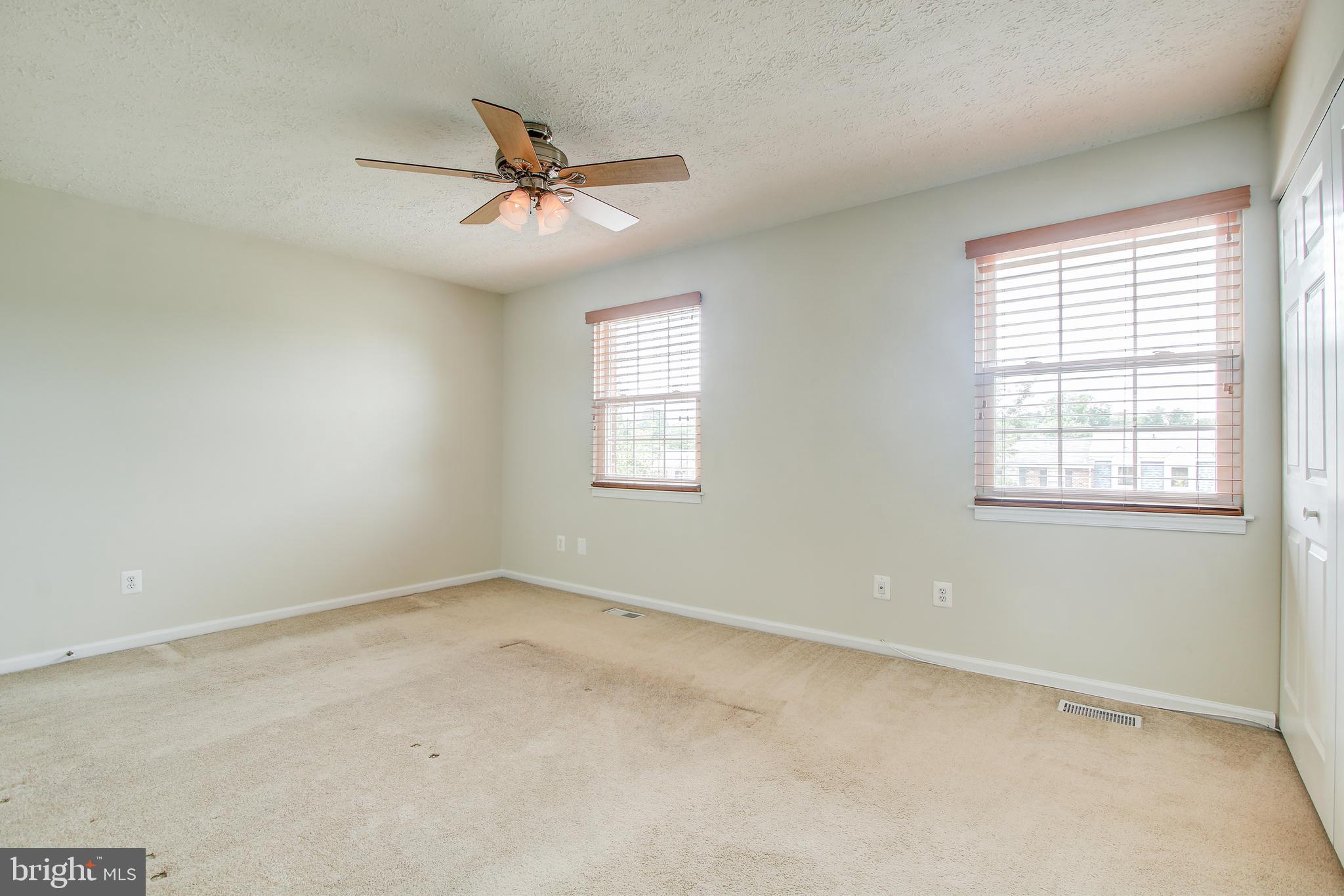 OAK HURST - Residential Lease