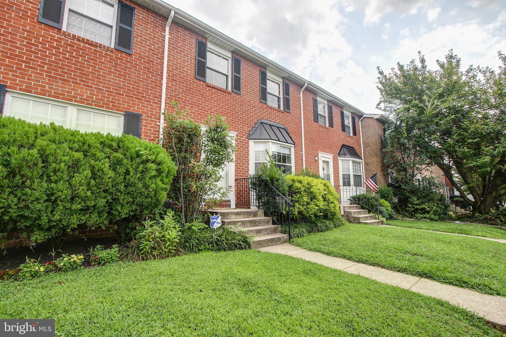 OAK HURST - Residential Lease