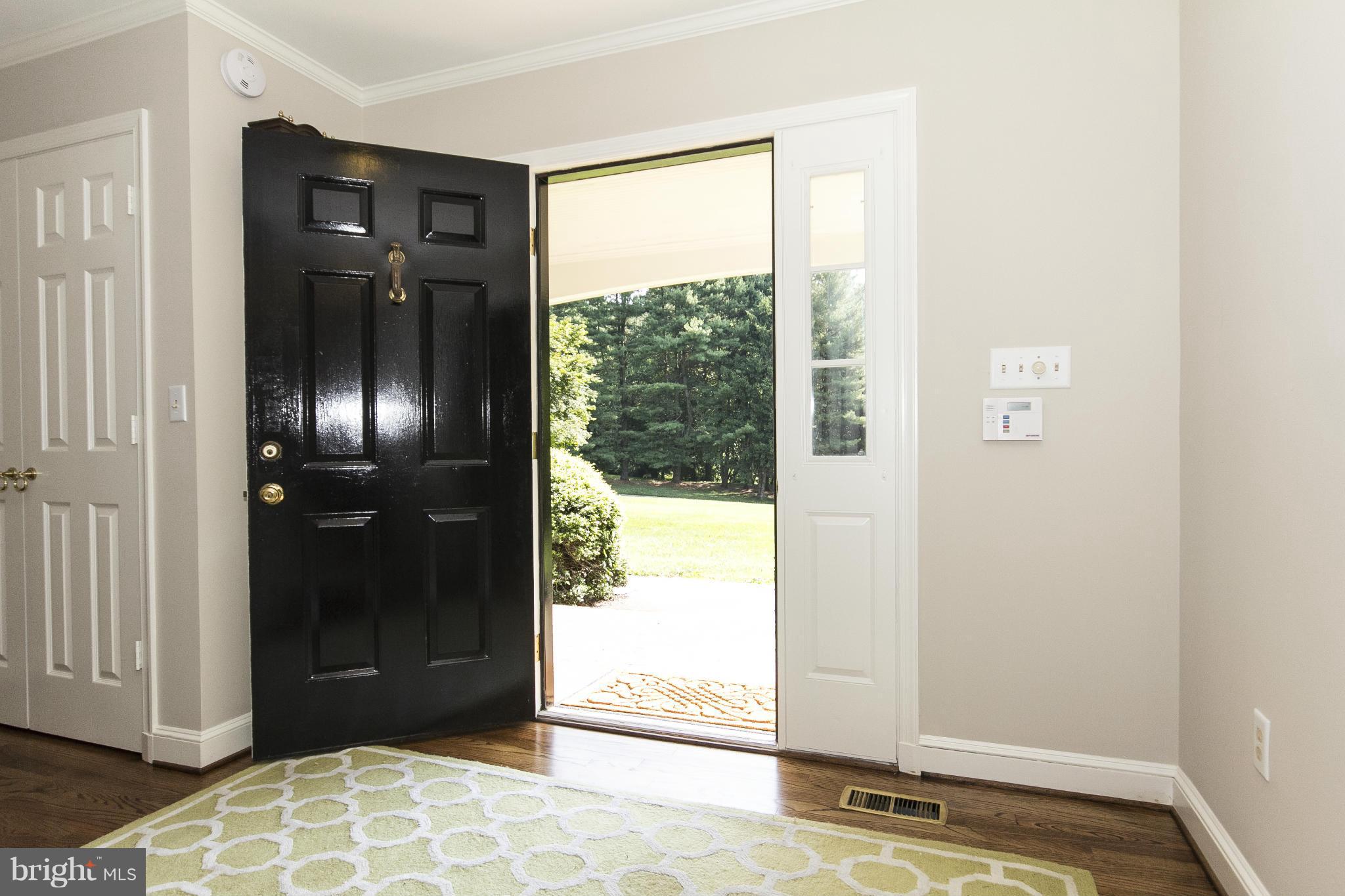 QUAKER HILLS - Residential