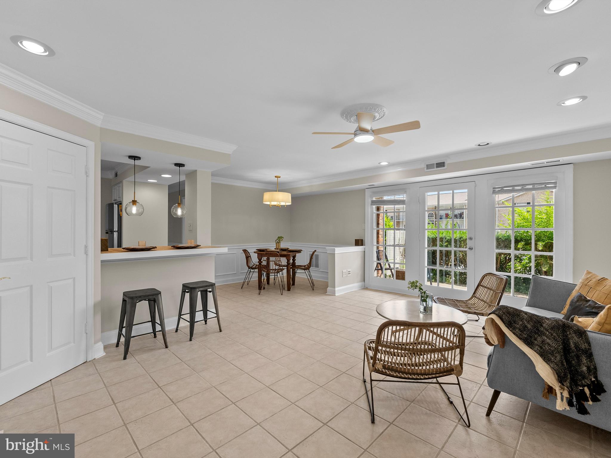 12707 GORDON BOULEVARD 44