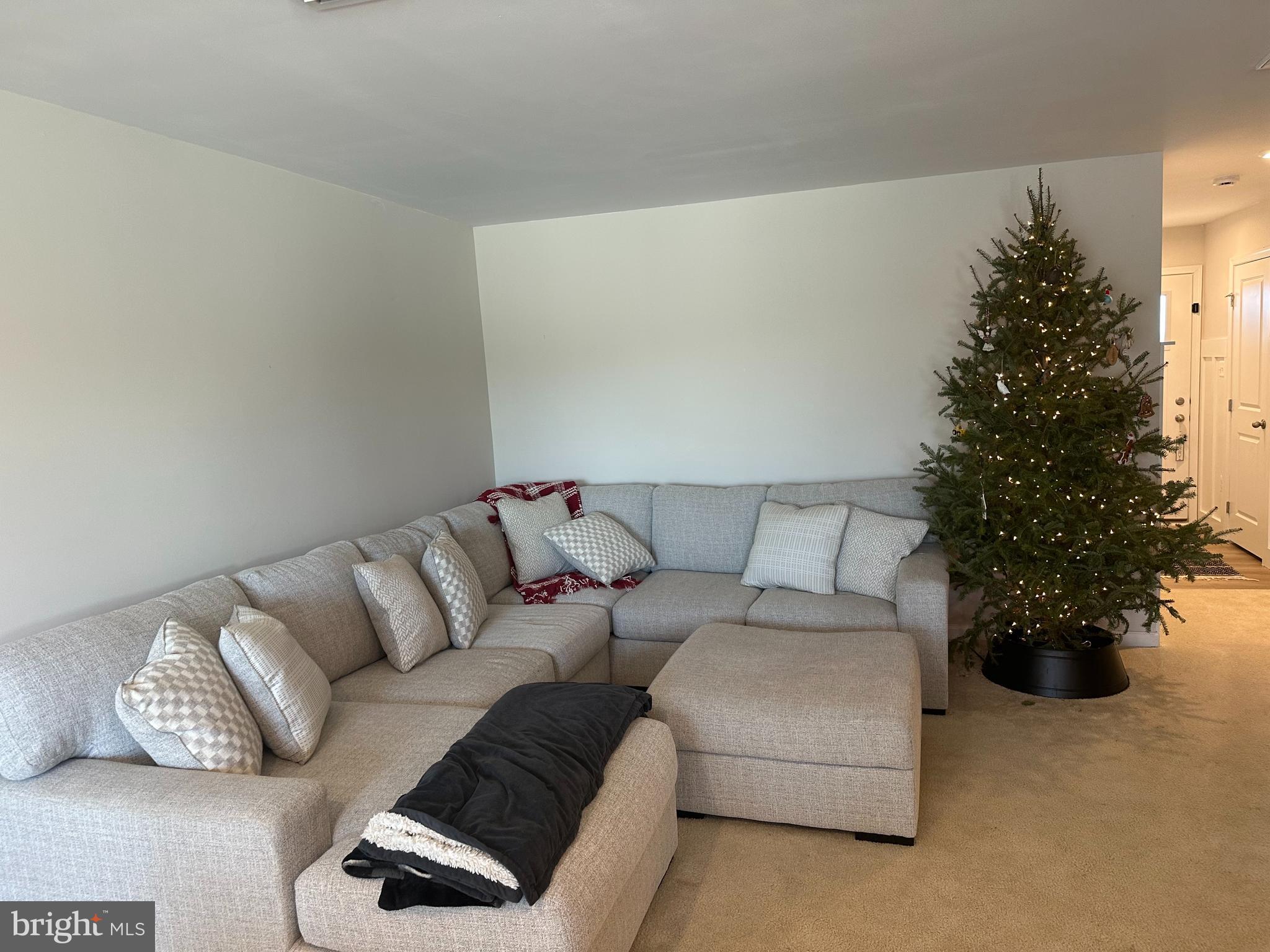 CARDINAL CROSSING - Residential