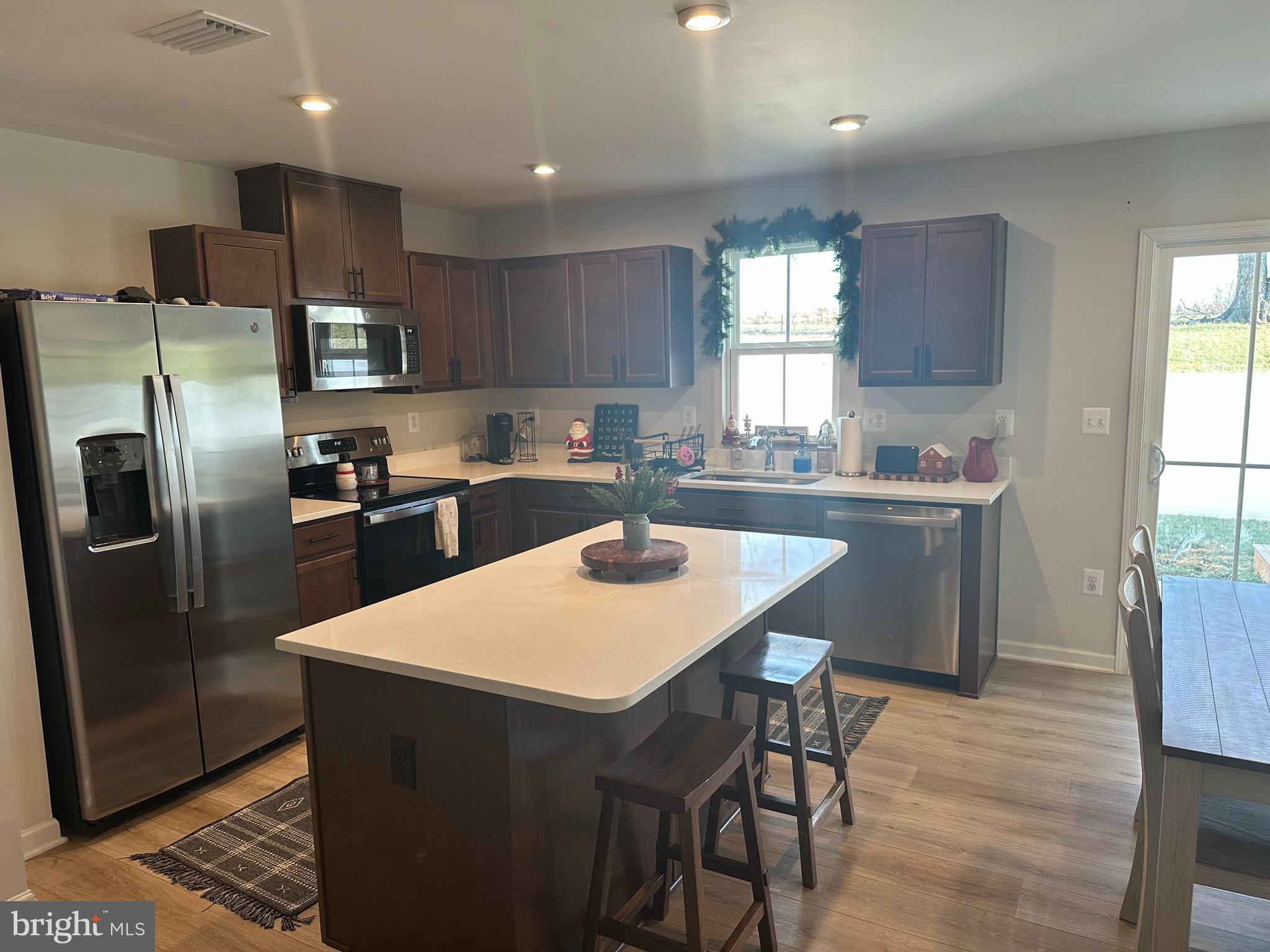 CARDINAL CROSSING - Residential