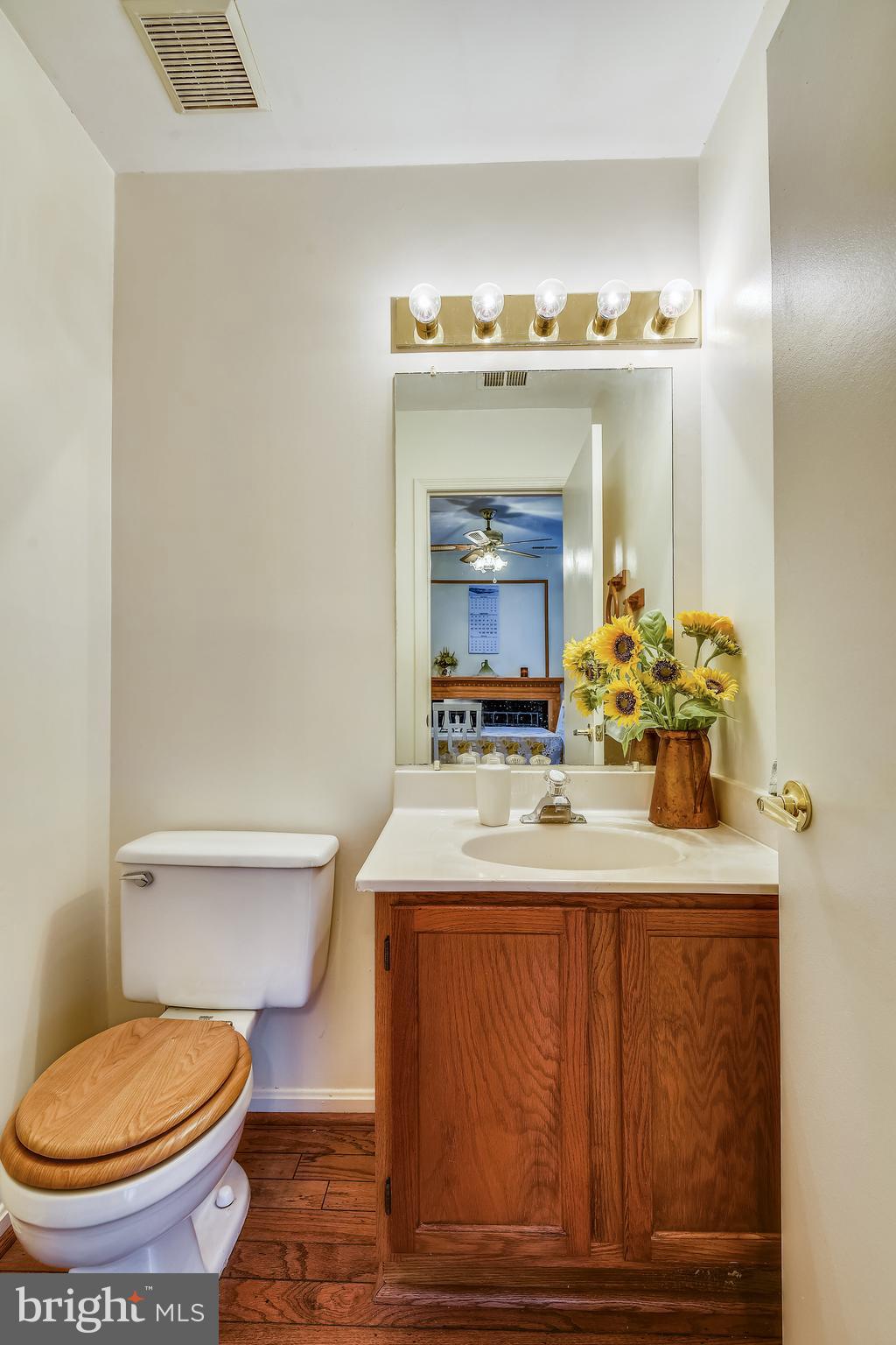 MARINERS LANDING - Residential