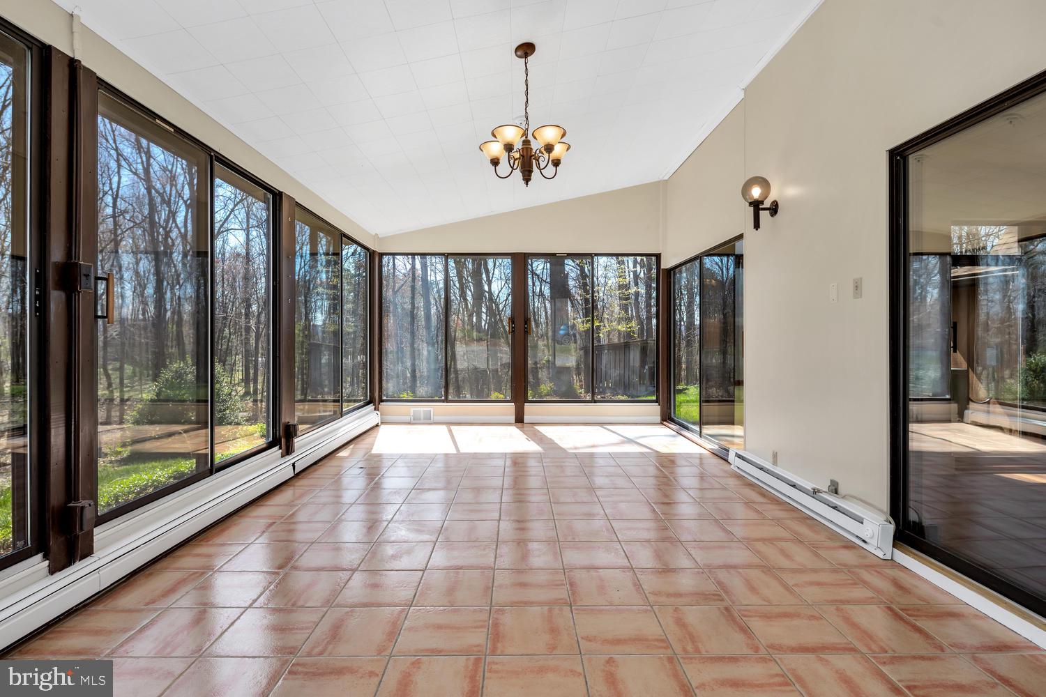 TIMBER RIDGE ESTATES - Residential