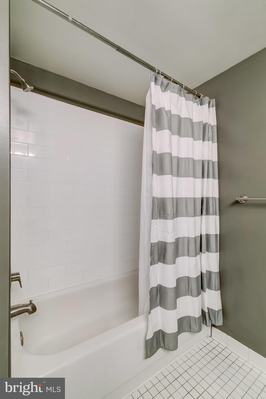 FELLS POINT HISTORIC DISTRICT - Residential Lease