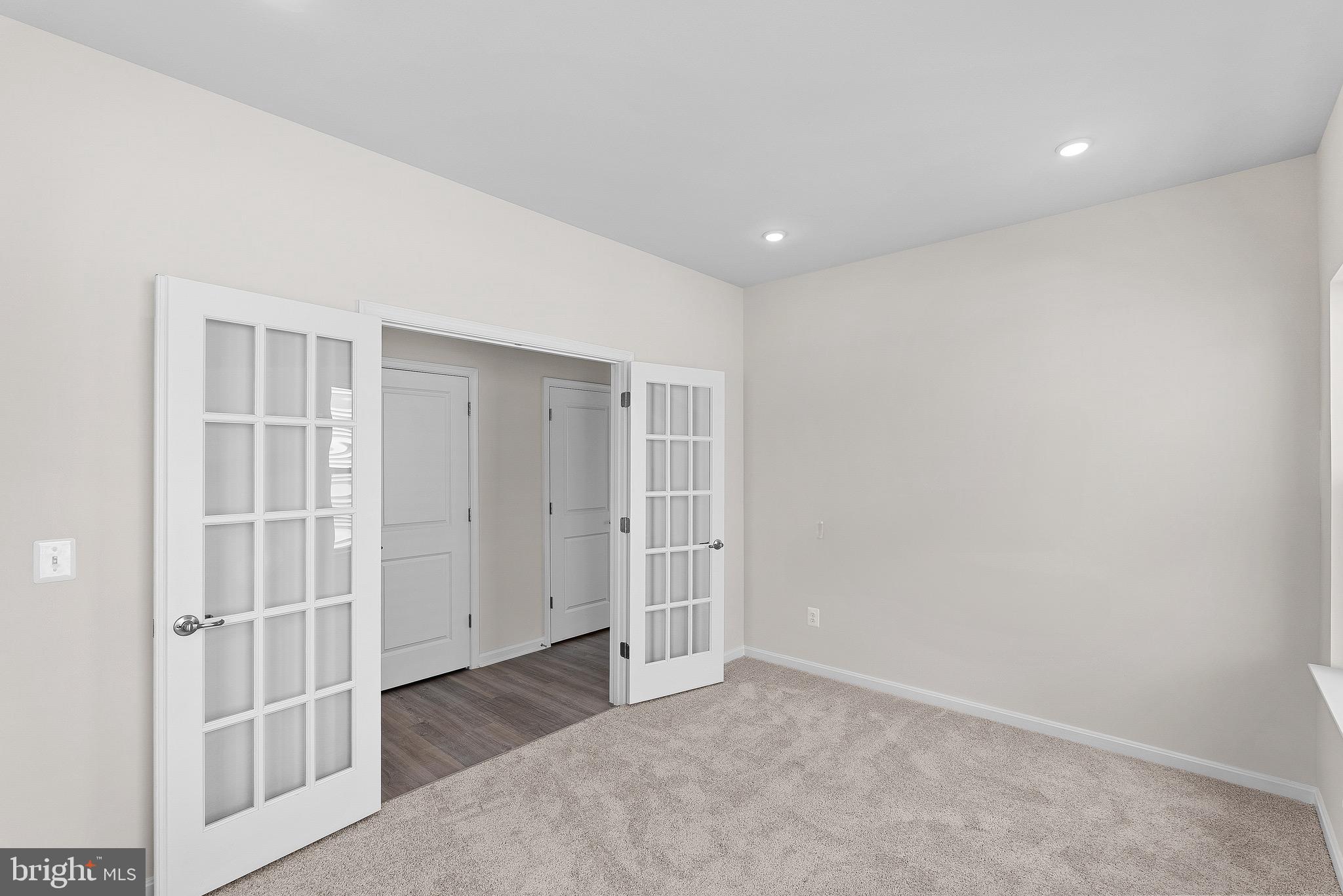 92 OUTRIGGER ROAD