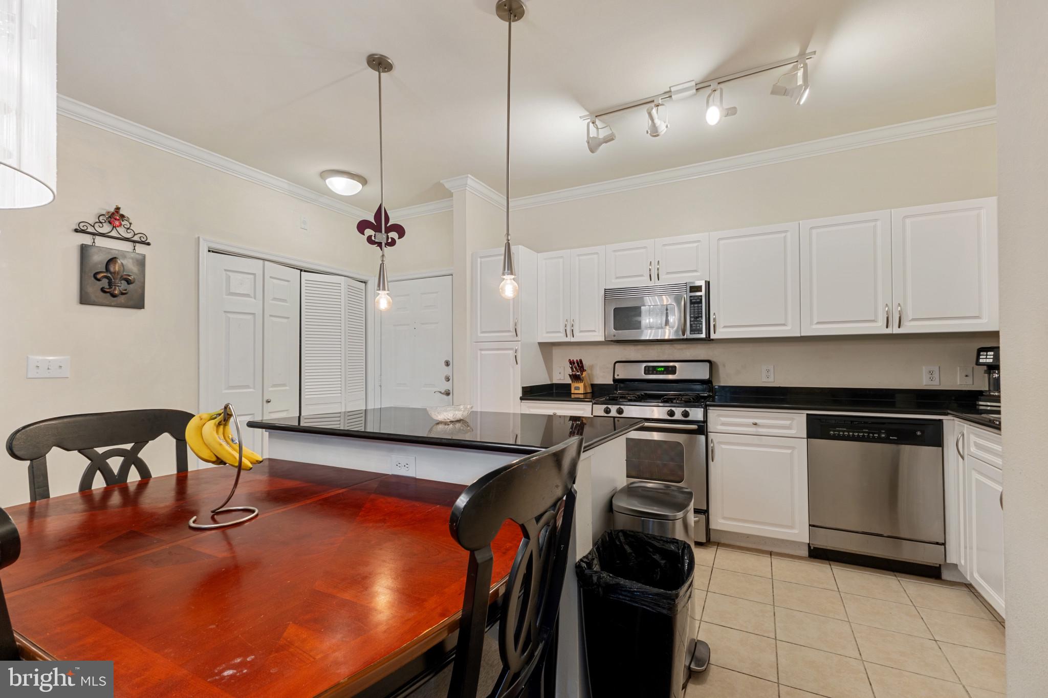 12921 CENTRE PARK CIRCLE 102