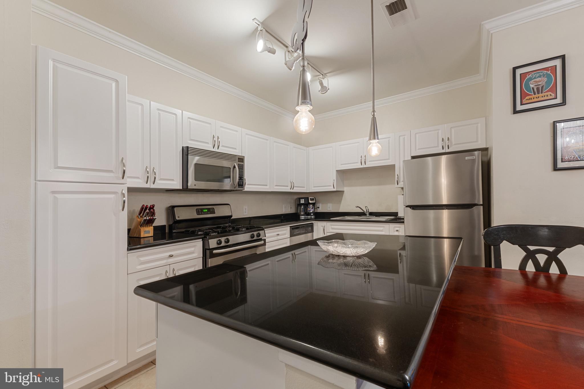 12921 CENTRE PARK CIRCLE 102