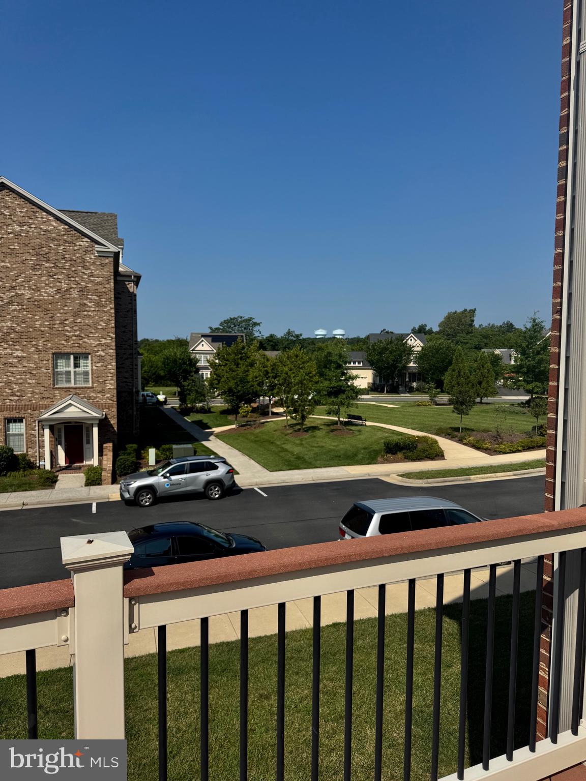 43117 SHORE SQUARE