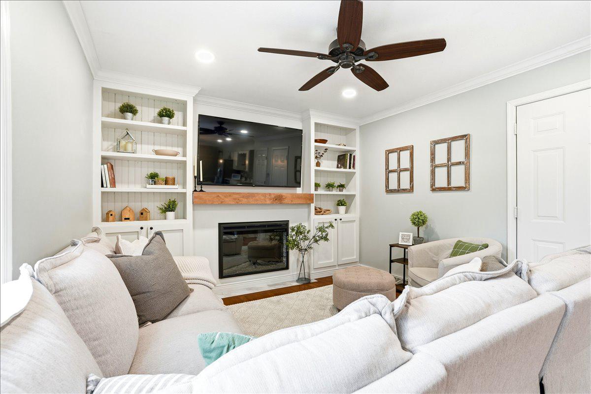 NEW MARKET WEST - Residential