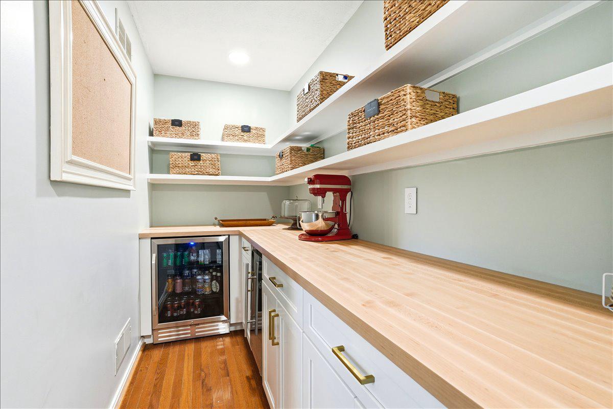 NEW MARKET WEST - Residential