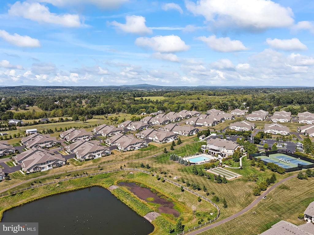 REGENCY AT HILLTOWN - Residential