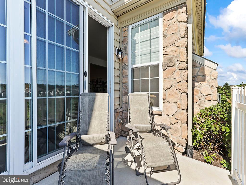 REGENCY AT HILLTOWN - Residential