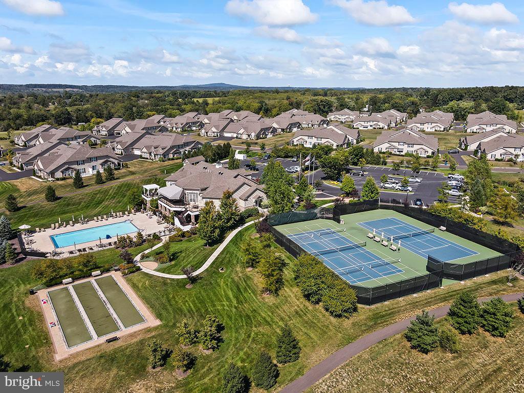 REGENCY AT HILLTOWN - Residential