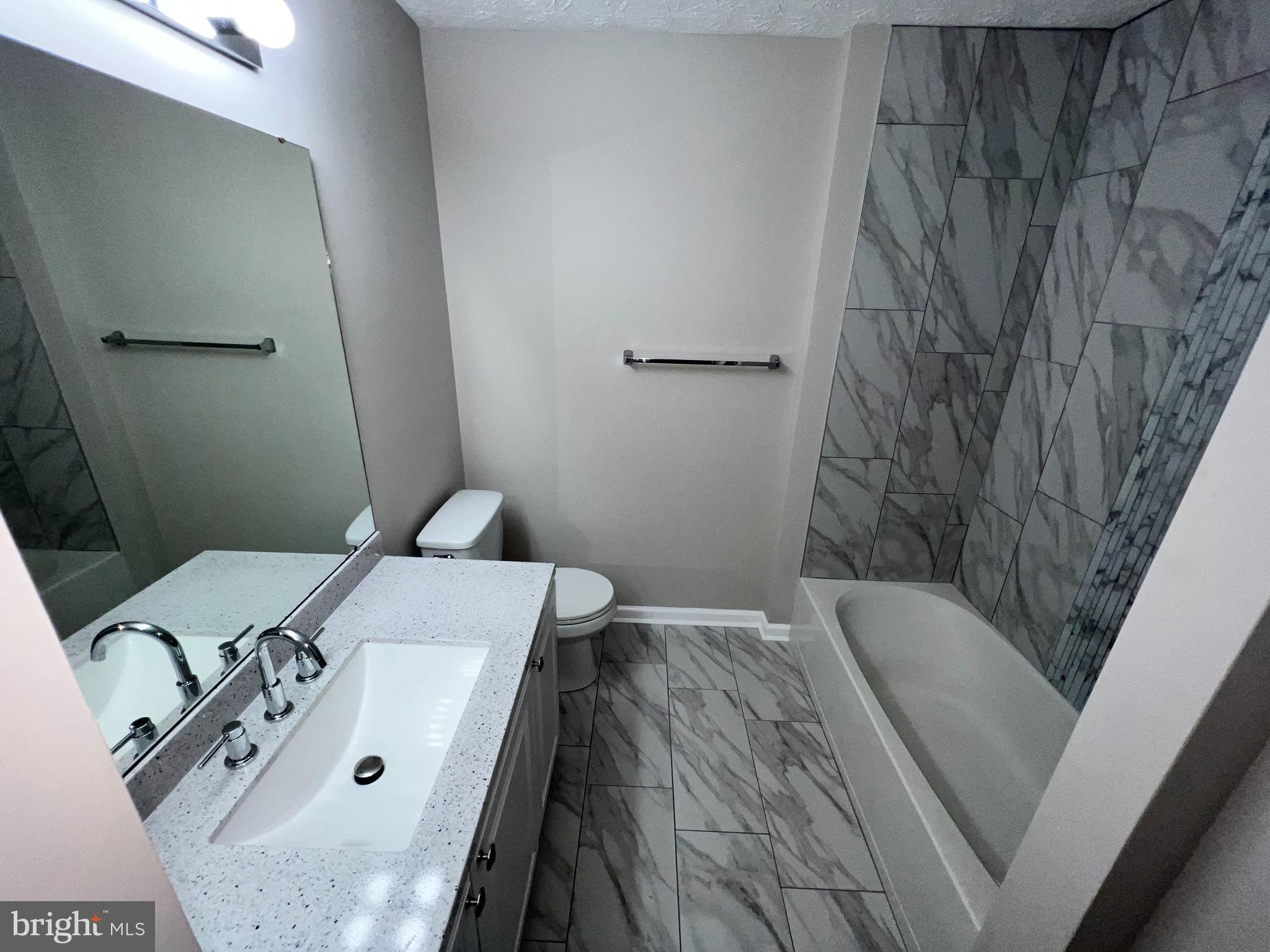 COLLEGE - Residential