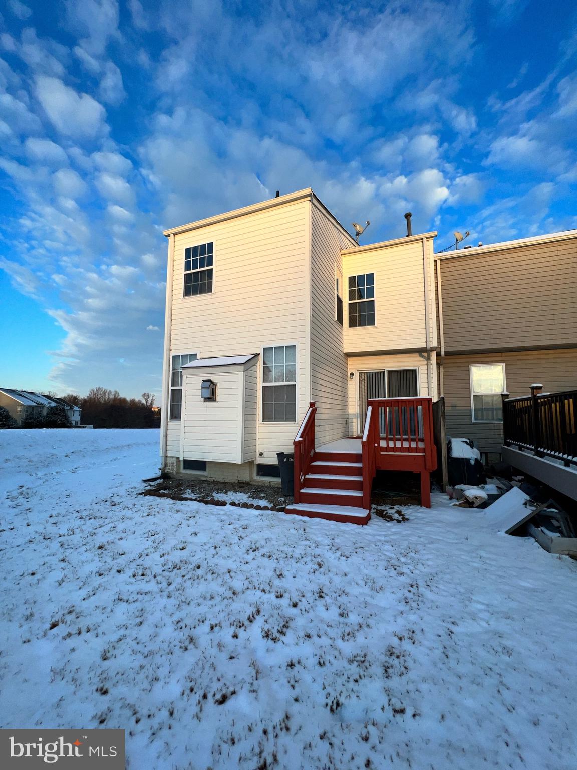 COLLEGE - Residential