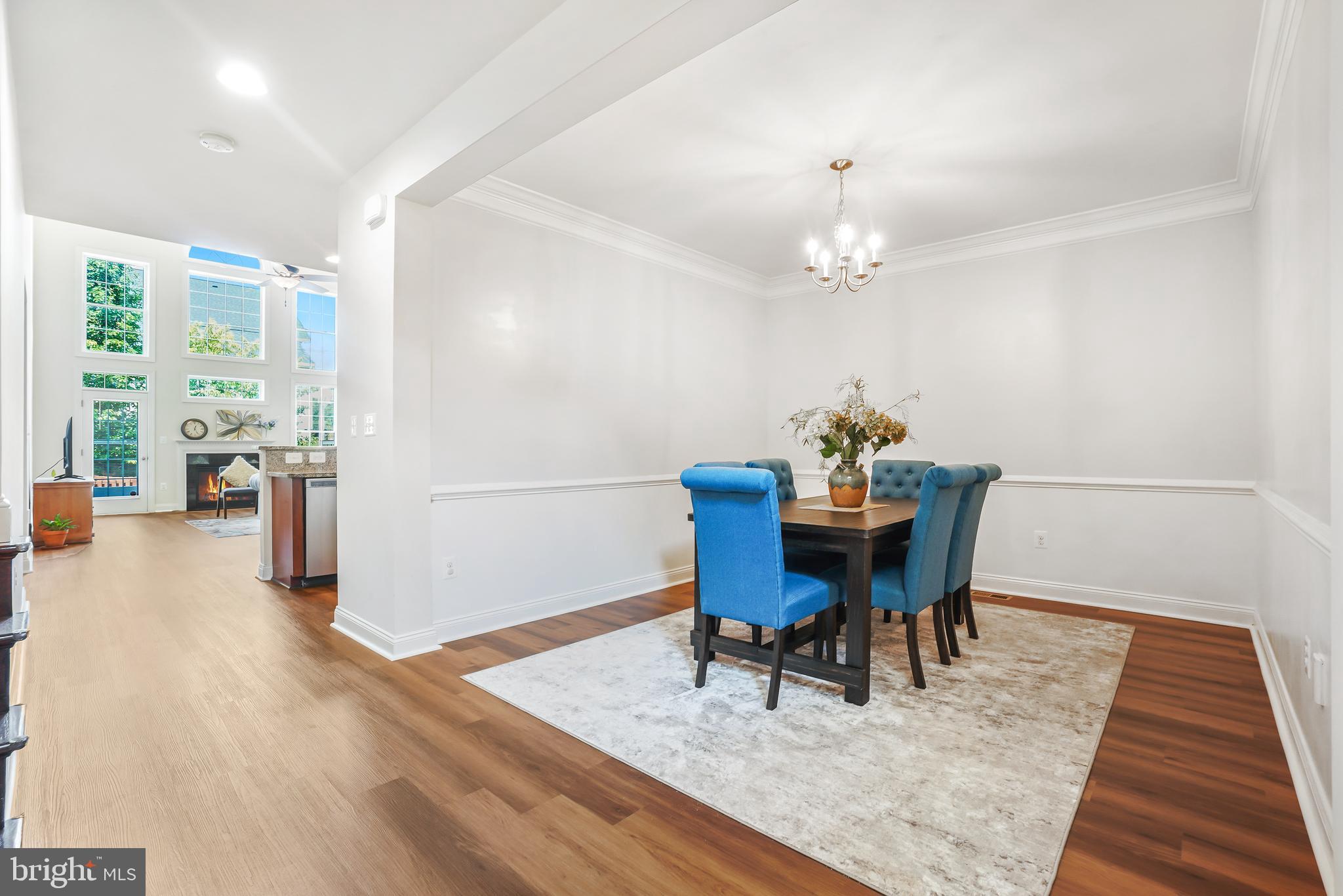 22985 WEYBRIDGE SQUARE