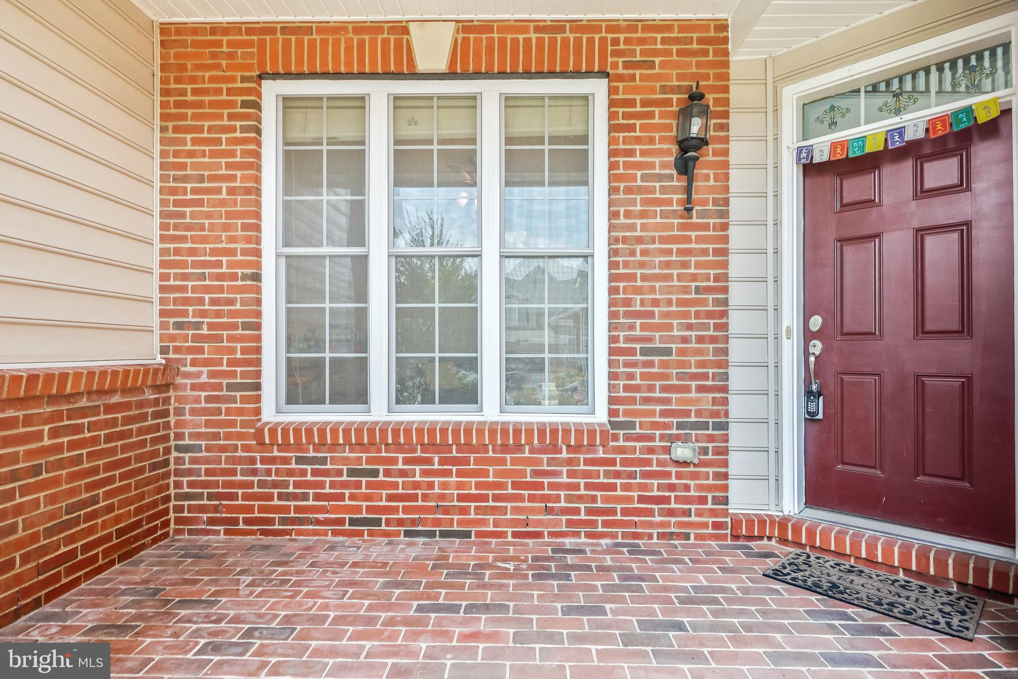 22985 WEYBRIDGE SQUARE