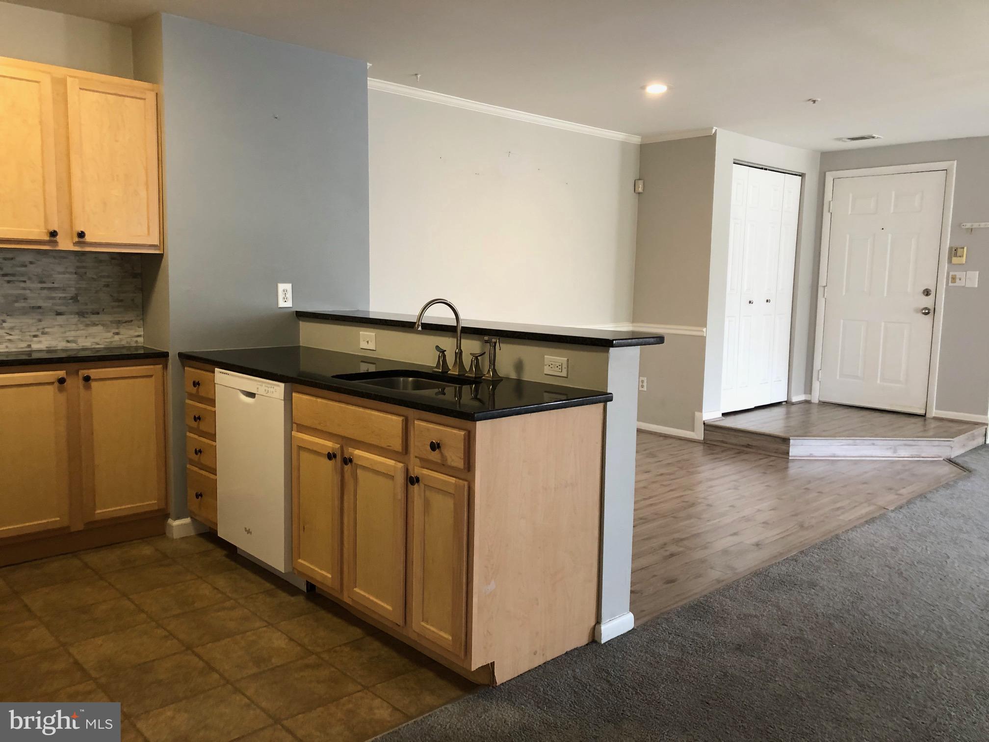 ANNAPOLIS OVERLOOK - Residential