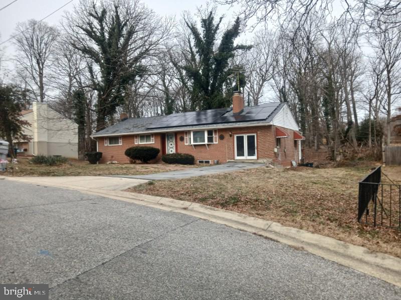 BARNABY MANOR OAKS - Residential