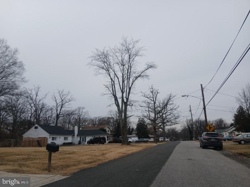 5114 WOODLAND BOULEVARD