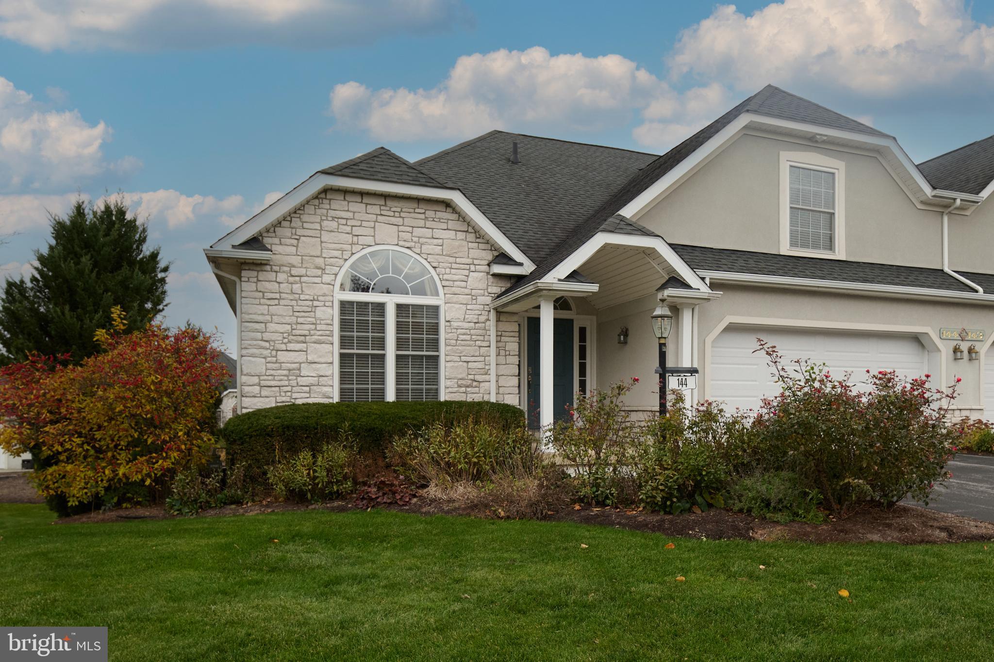 COBBLE CREEK - Residential