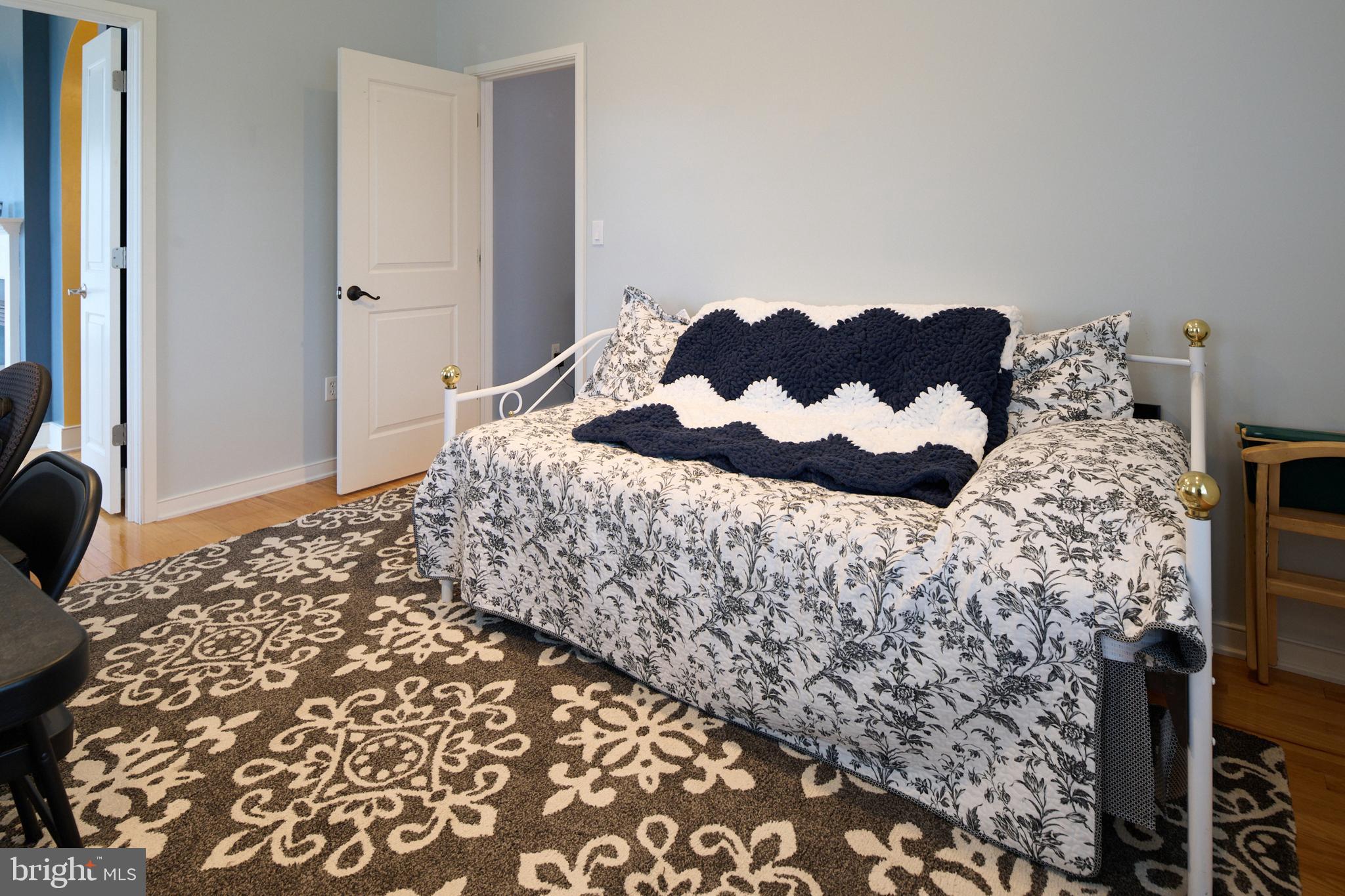 COBBLE CREEK - Residential