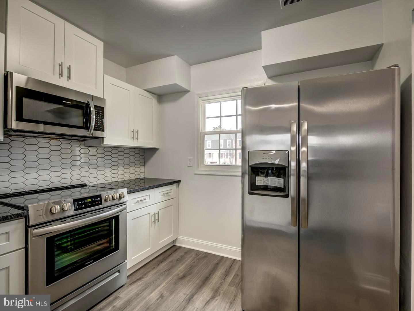 THE MEADOWS - Residential Lease