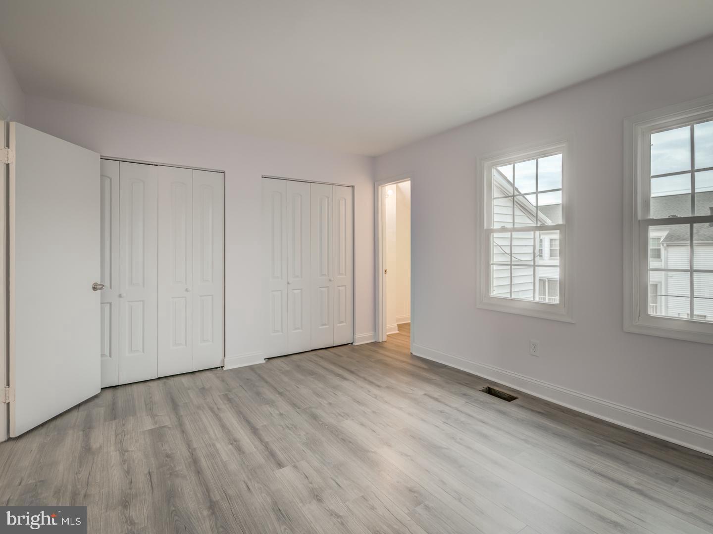 THE MEADOWS - Residential Lease