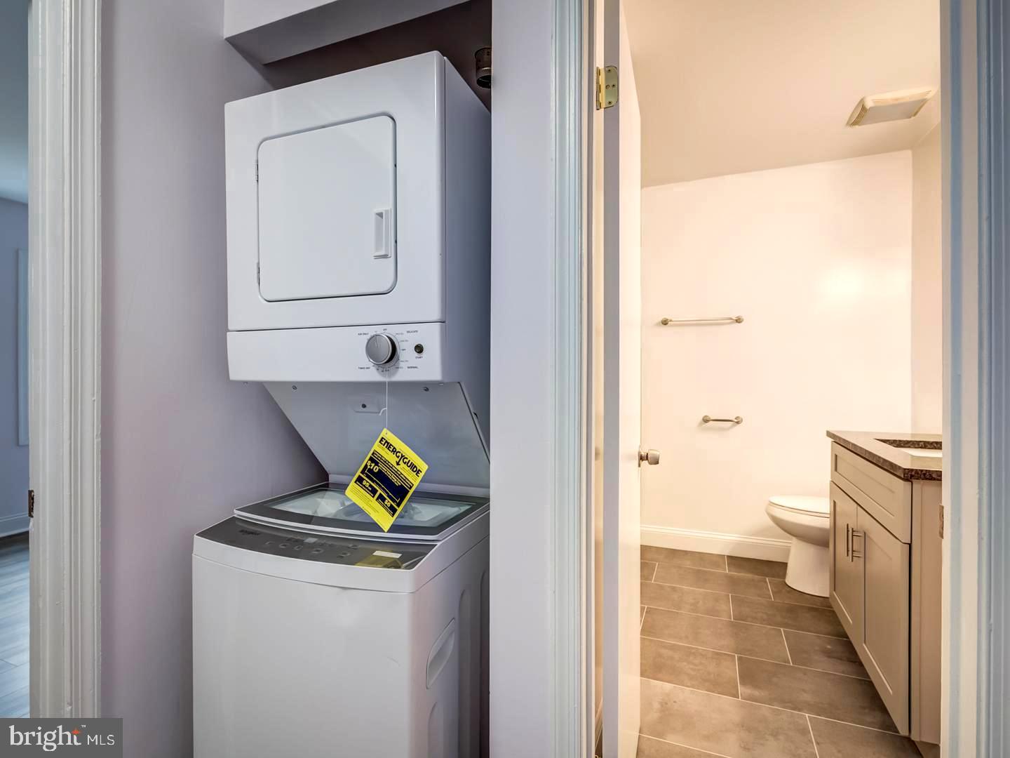 THE MEADOWS - Residential Lease