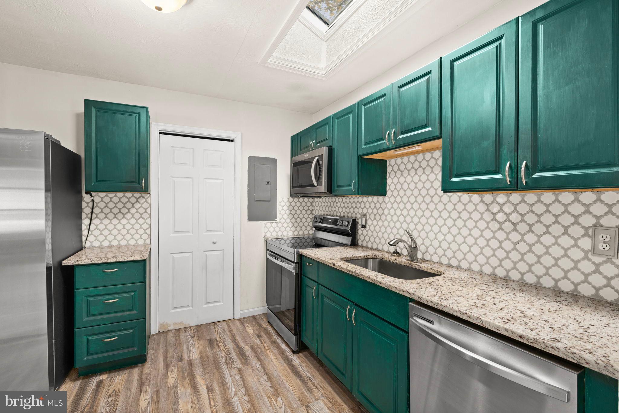 10312 MEADOWVIEW DRIVE