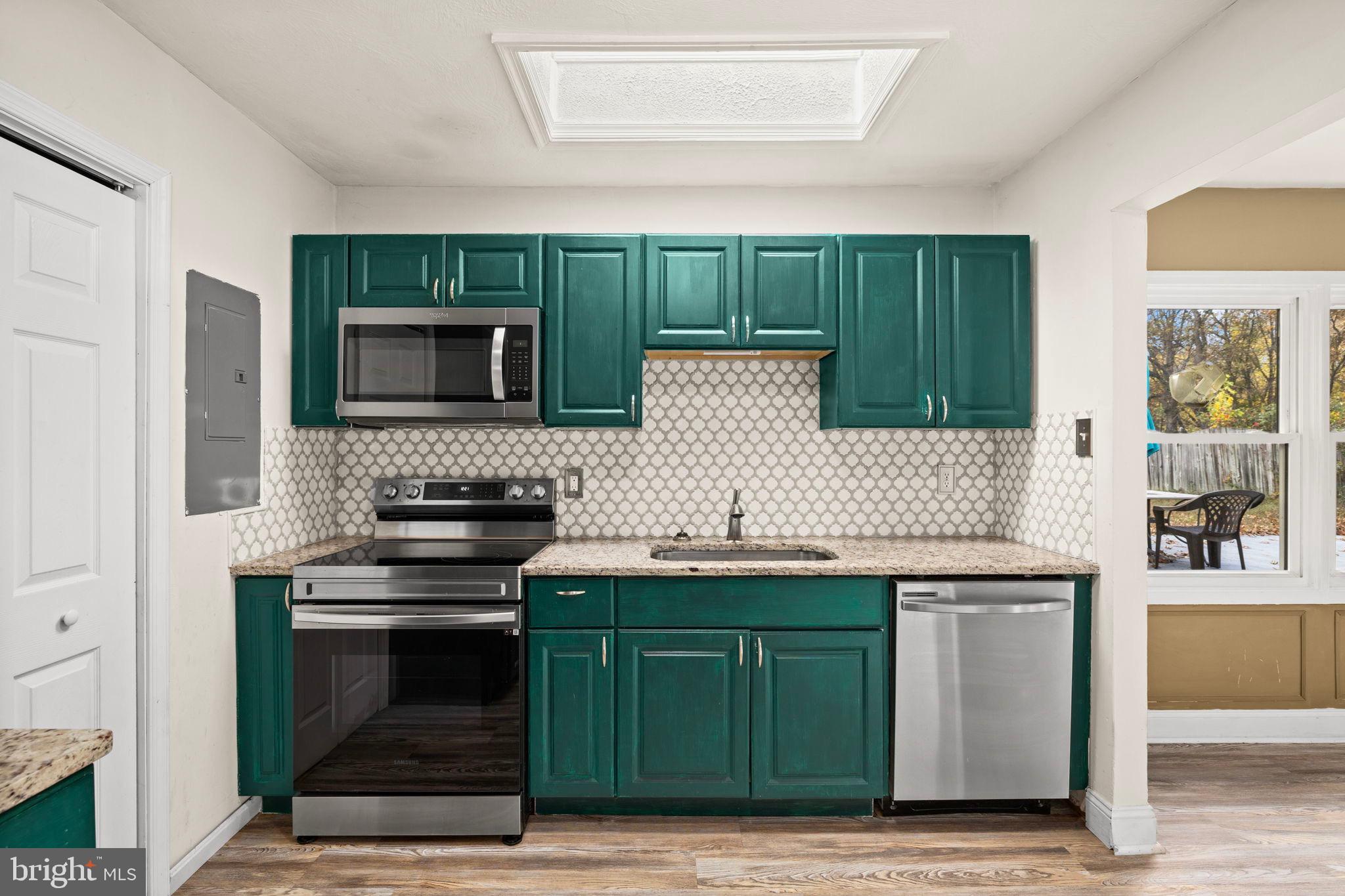 THE MEADOWS - Residential