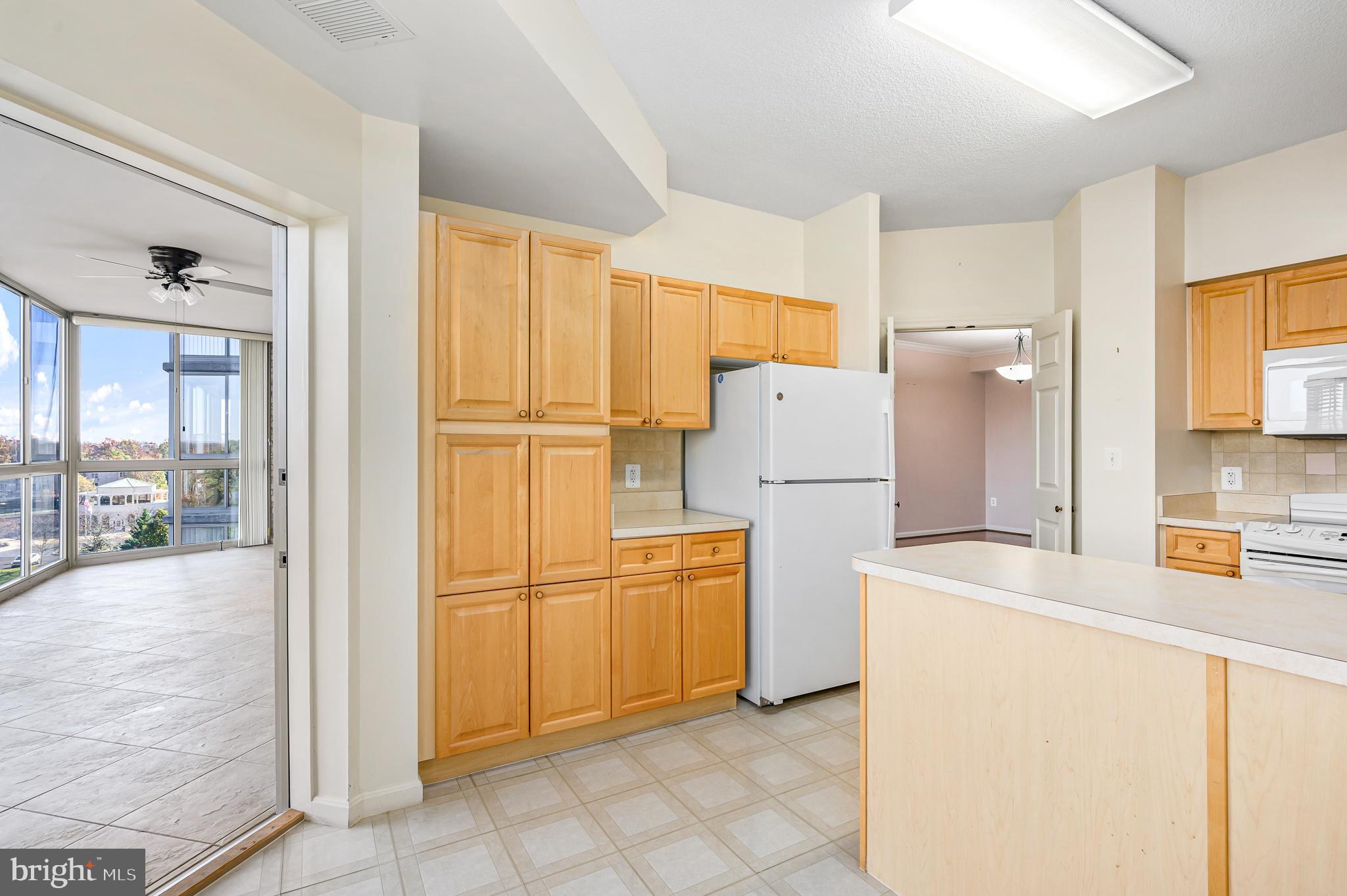 LANSDOWNE WOODS - Residential Lease