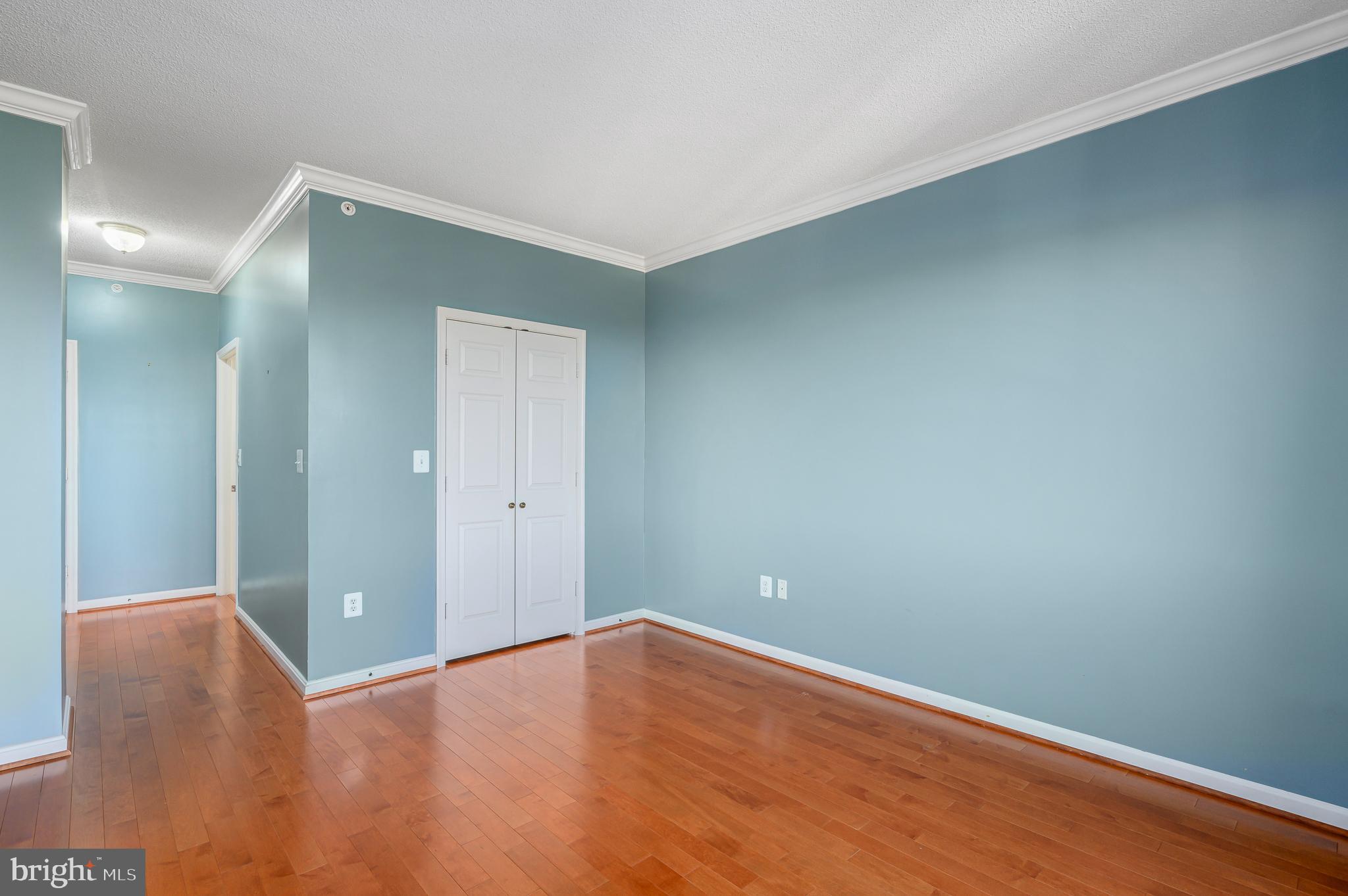 LANSDOWNE WOODS - Residential Lease