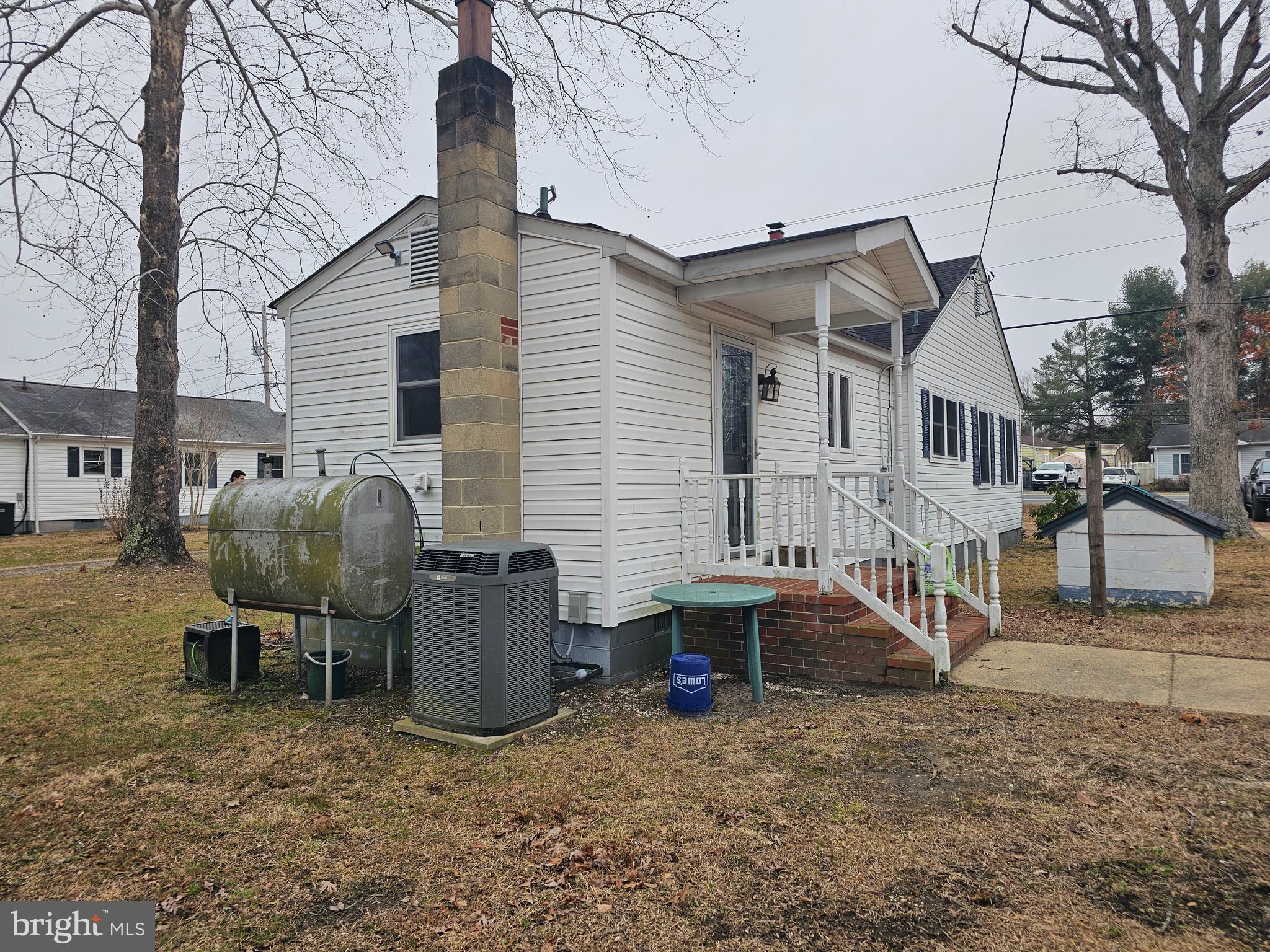 24603 HOLLYWOOD ROAD