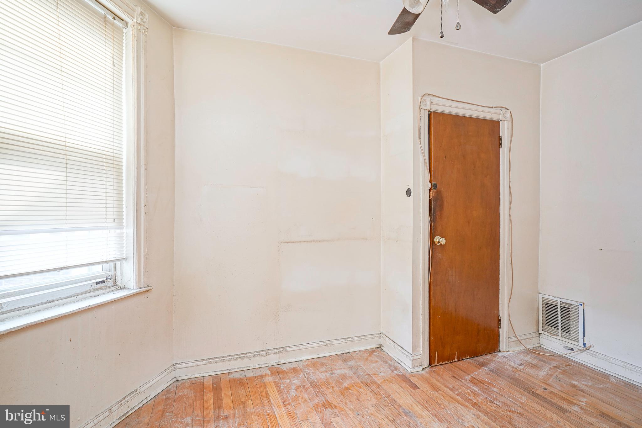 PORT RICHMOND - Residential