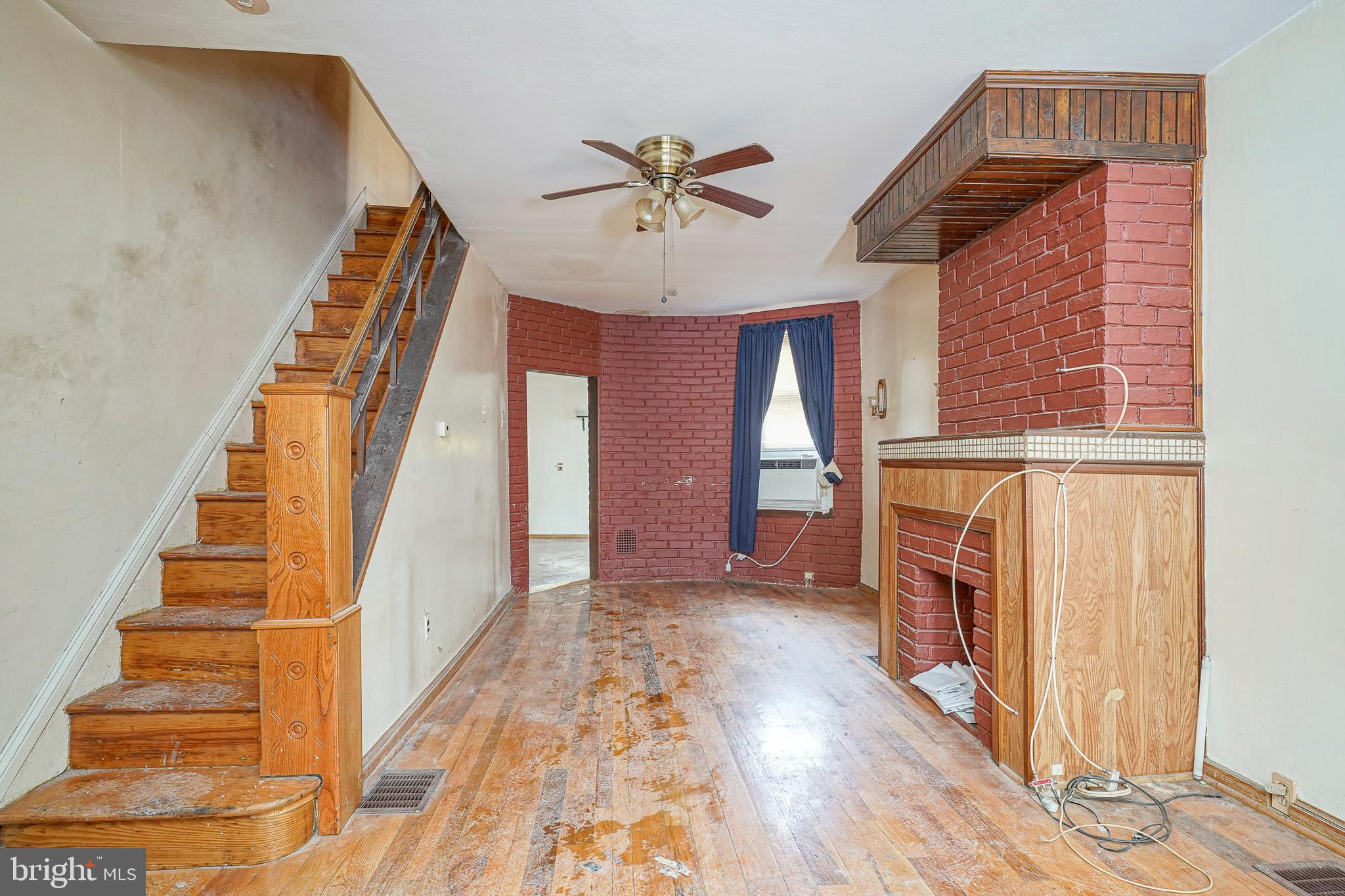 PORT RICHMOND - Residential