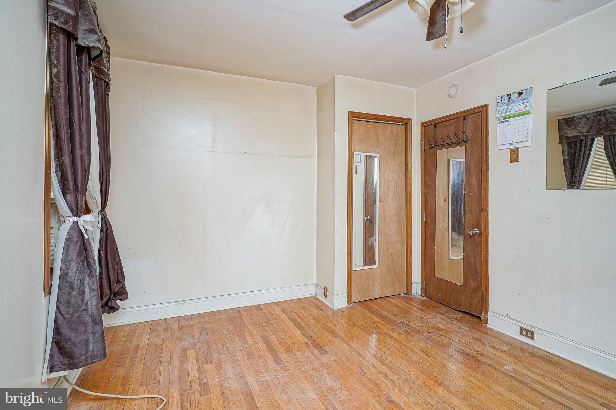 PORT RICHMOND - Residential