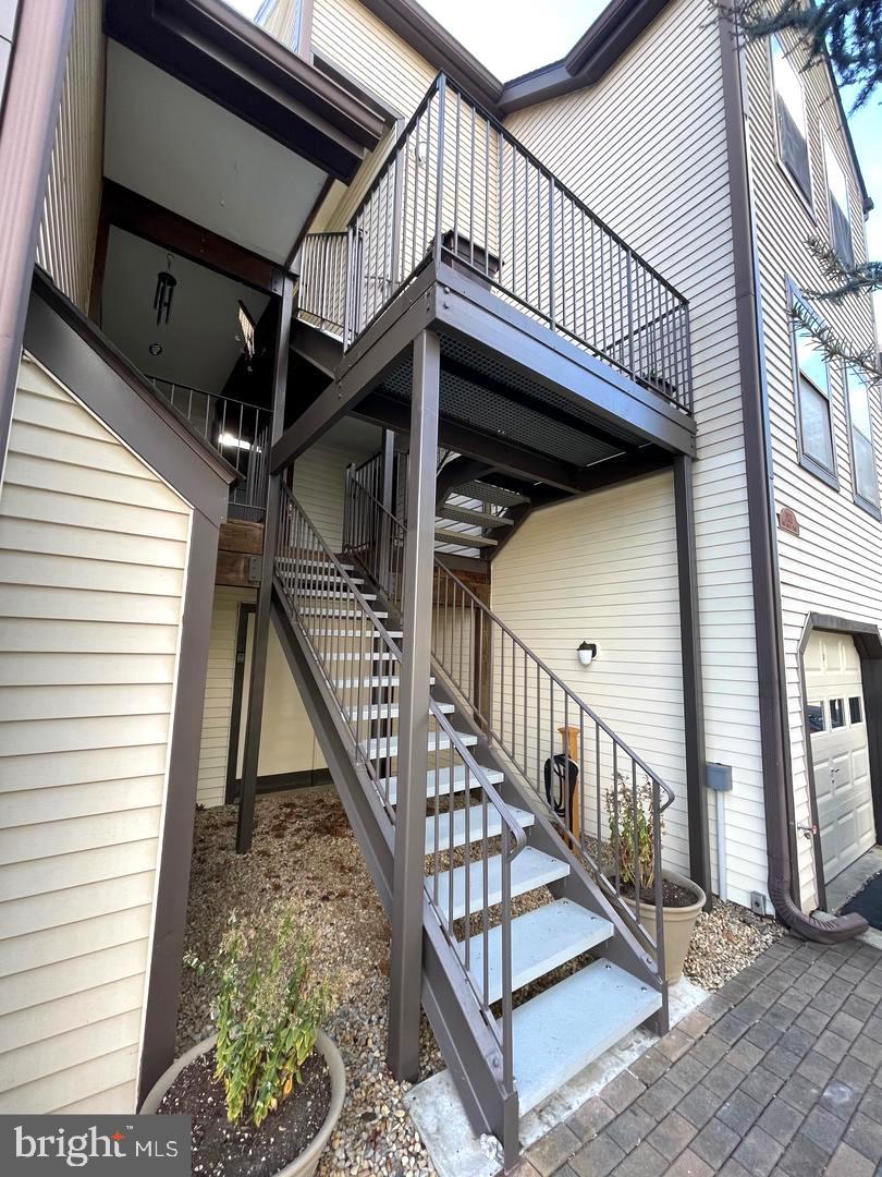 3805 SKI LODGE DRIVE 302