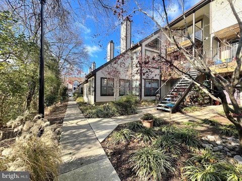 3805 SKI LODGE DRIVE 302 BURTONSVILLE MD 20866