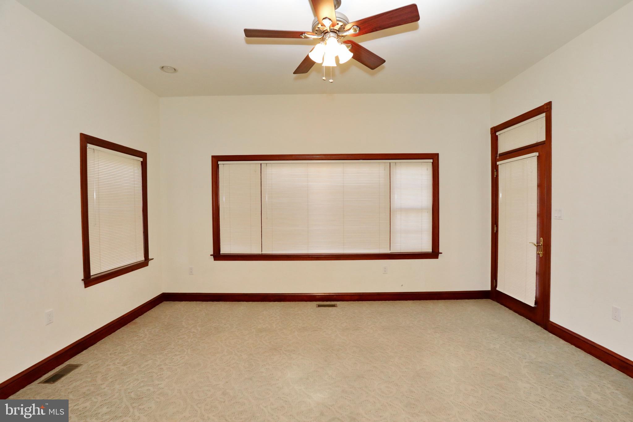 APPLE GROVE ESTATES - Residential