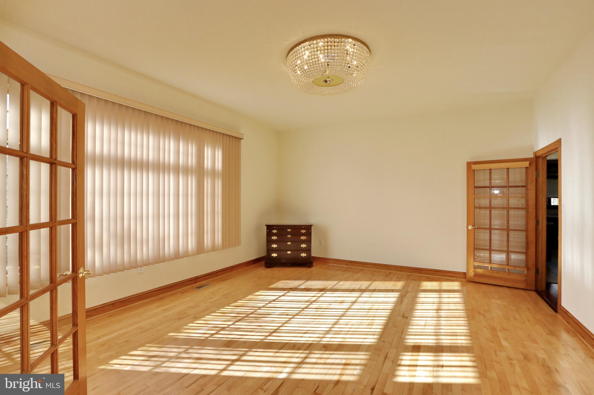 APPLE GROVE ESTATES - Residential