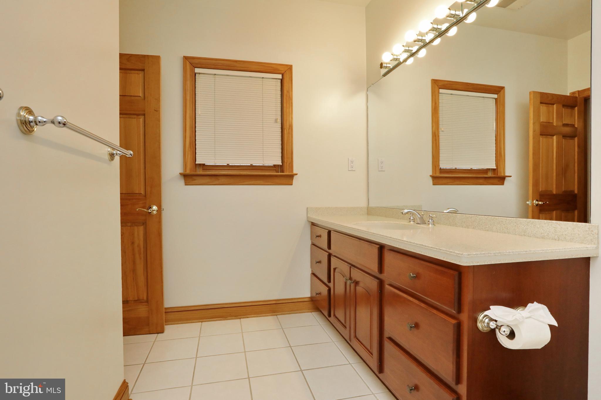 APPLE GROVE ESTATES - Residential